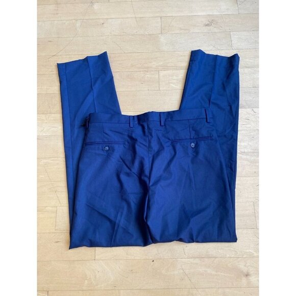 Berle BNWOT mens solid blue flat front Trousers 35R pants - Picture 7 of 9